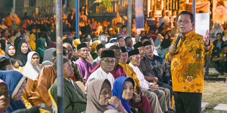 Gubernur Ansar Silaturahmi dengan Masyarakat Mantang, Paparkan Program Strategis dan Pembangunan