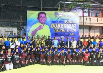 Ansar Buka Kejuaraan Gubernur Cup Bola Voli Kategori Putri U-23 Zona Kota Tanjungpinang Tahun 2024