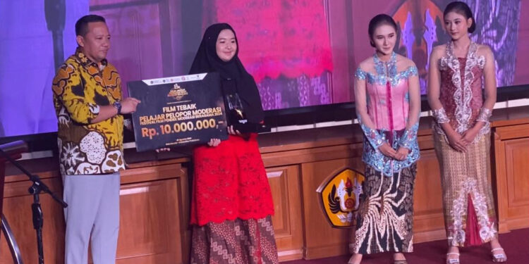 Dhawak dan Lontong, Film Pendek Madrasah Raih Penghargaan Festival Film Pendek Moderasi Beragama 2024