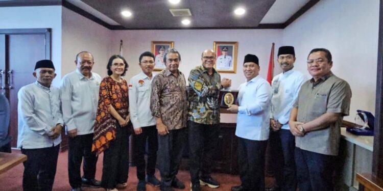 Wagub Minta Kadin Kota Batam Dukung Percepatan Pembangunan Ekonomi Kepri