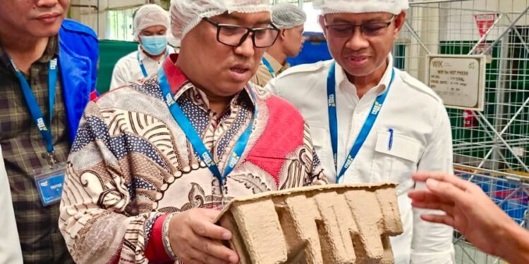 Wagub Nyanyang Kunjungi PT. Free The Sea, Tinjau Industri Daur Ulang Sampah Plastik di Batam