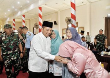 Gubernur Ansar Ajak Warga Natuna Perkuat Silaturahmi dan Optimisme dalam Halalbihalal di Ranai